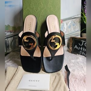 GUCCI Blondie logo-embellished leather sandals in black size 5. Brand new
